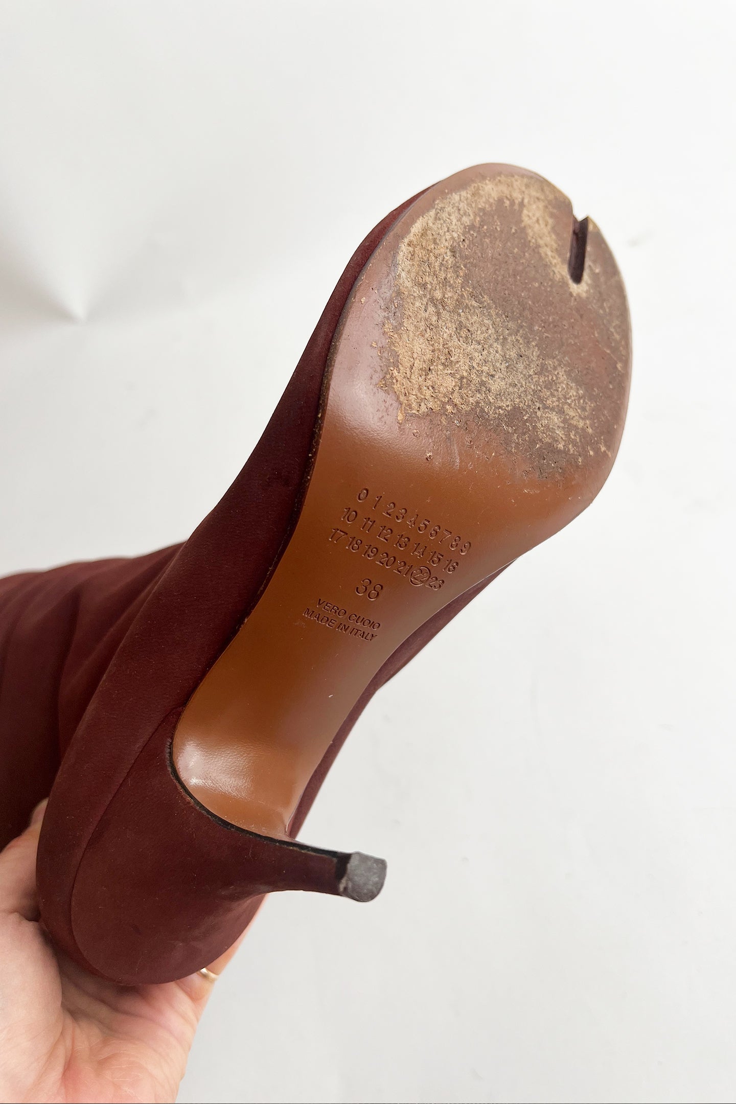 Rare vintage 90s Margiela Tabi heeled tall boots in Maroon suede leather 38