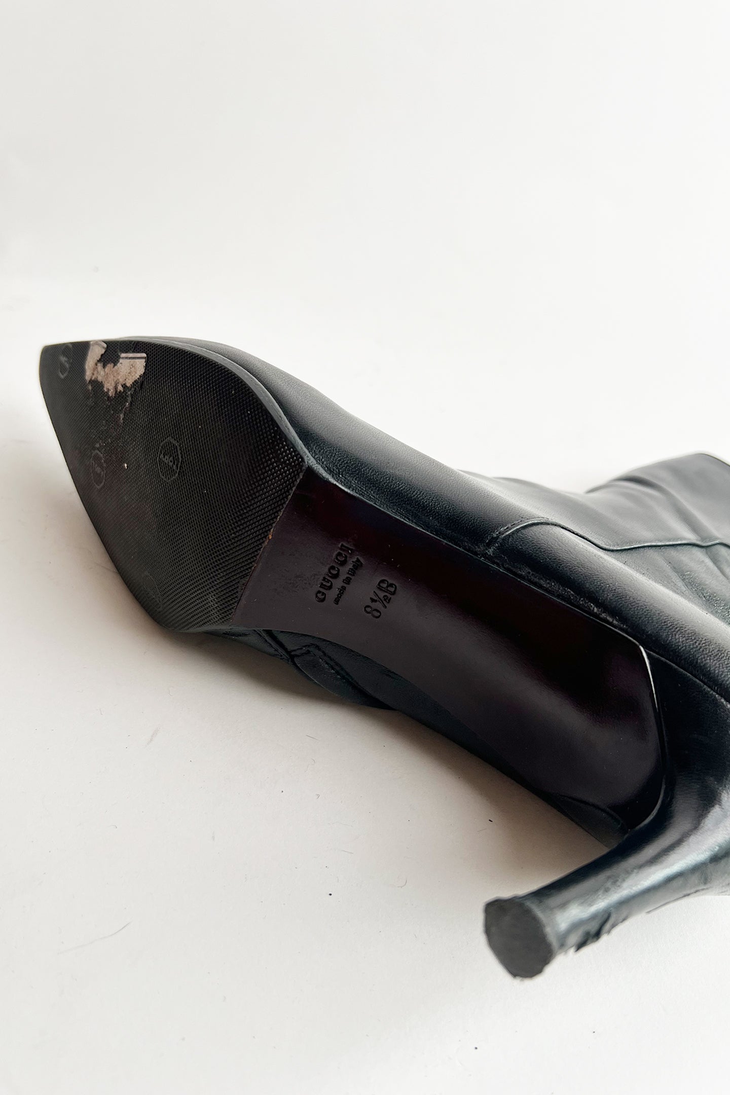 Vintage 90s black leather GUCCI kitten heel booties 8 1/2