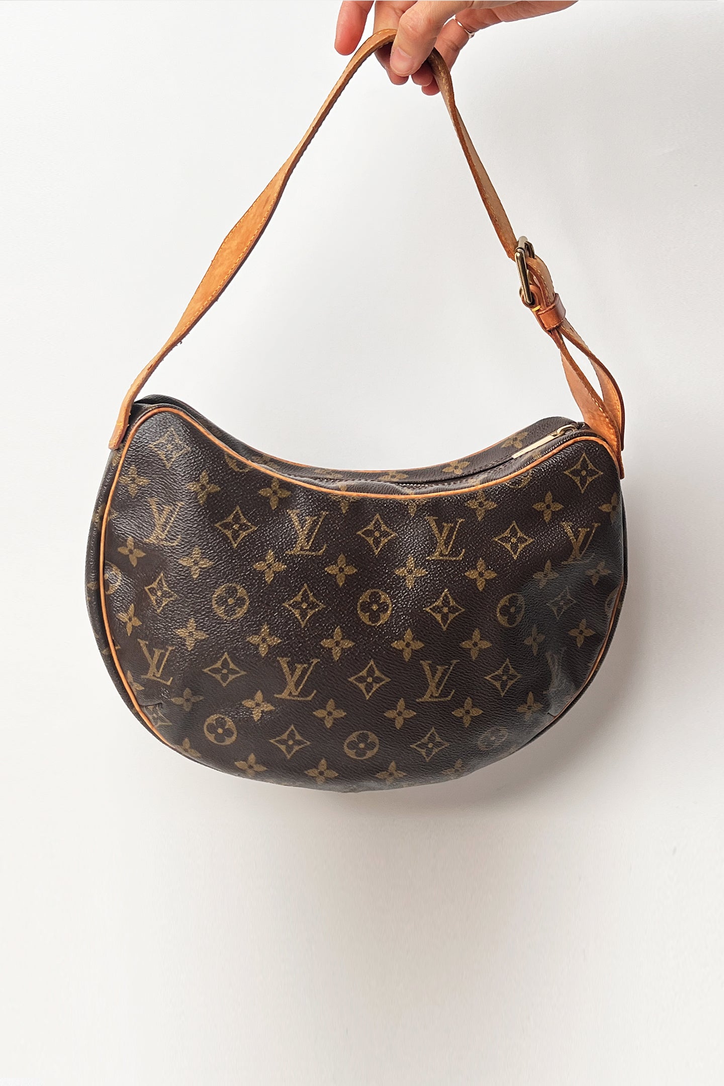 Vintage 2003 Louis Vuitton Monogram Croissant shoulder bag