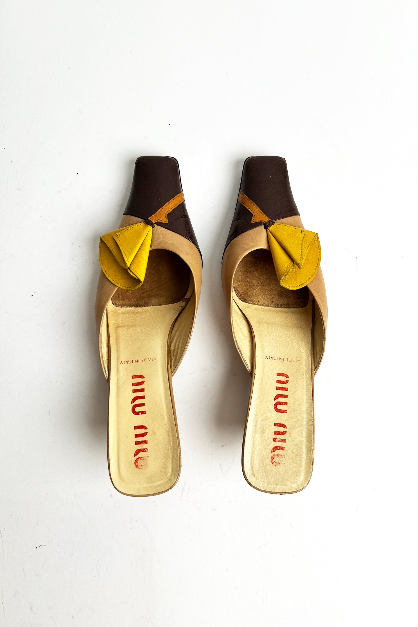 Vintage 90s Miu Miu Lily kitten heels
