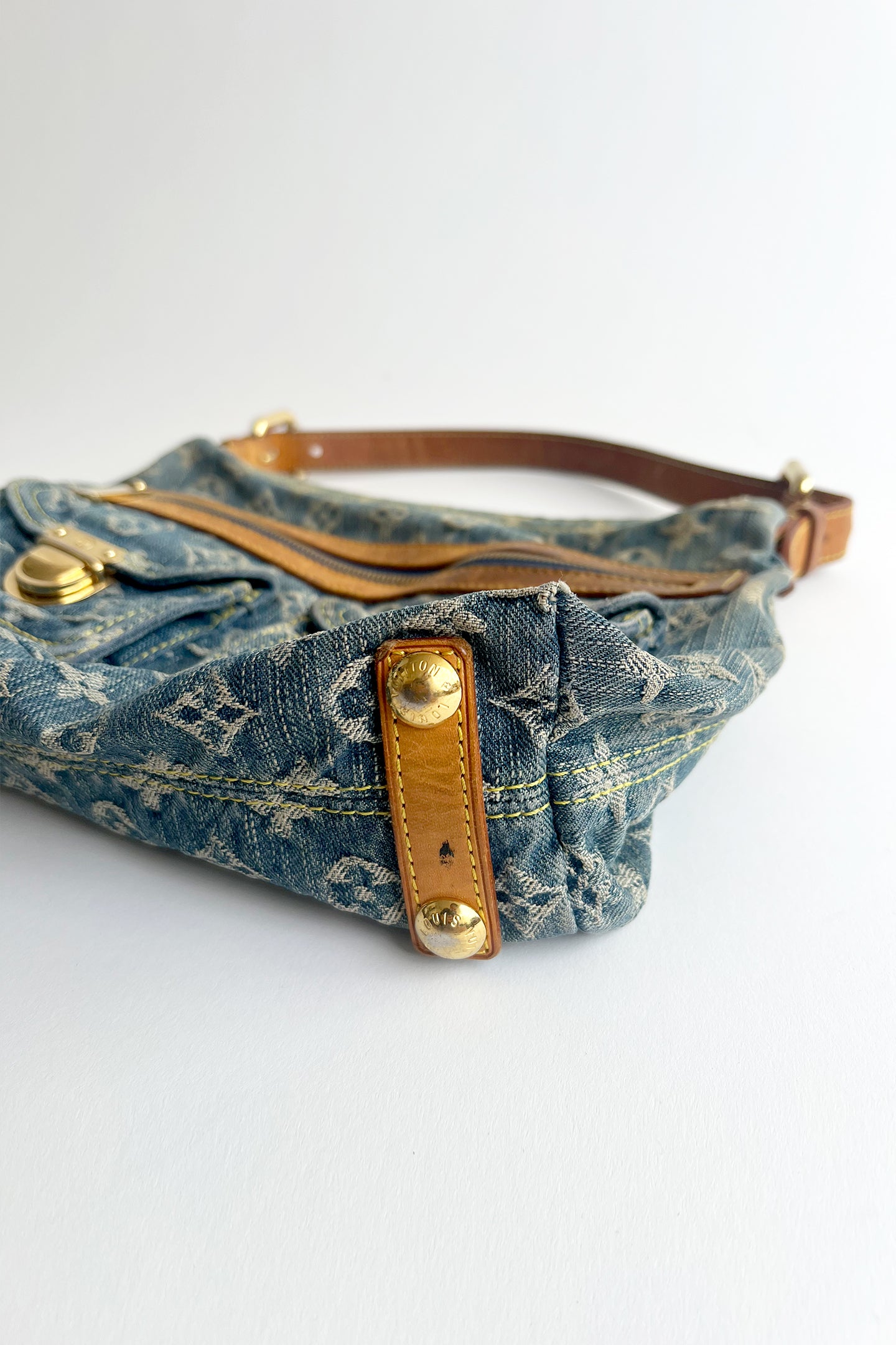 2006 Louis Vuitton Blue Denim Baggy PM Monogram Shoulder Bag