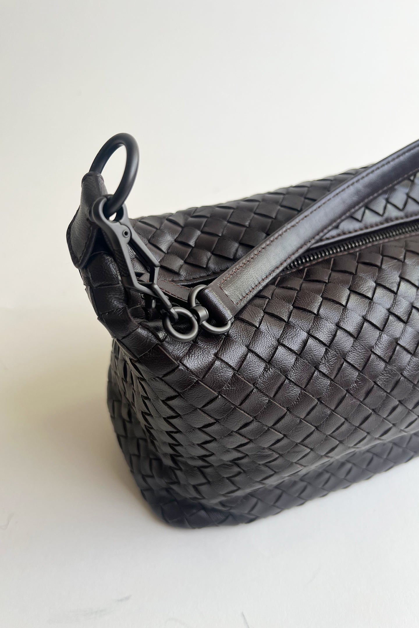 Vintage Bottega Veneta brown woven leather shoulder bag