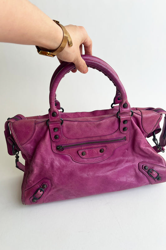 Vintage 2000s margenta distressed leather Balenciaga City bag