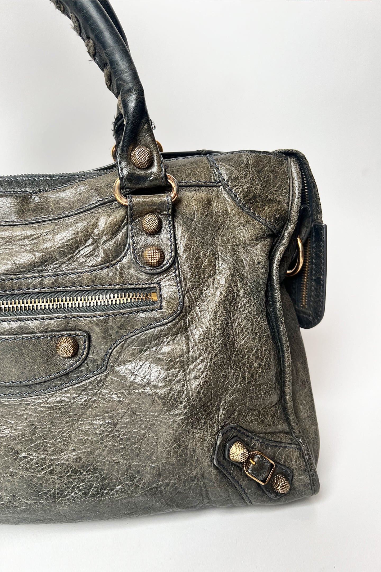 Vintage 2000s Balenciaga le city bag in distressed grey